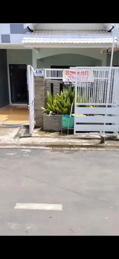 di jual murah rumah 3lantai