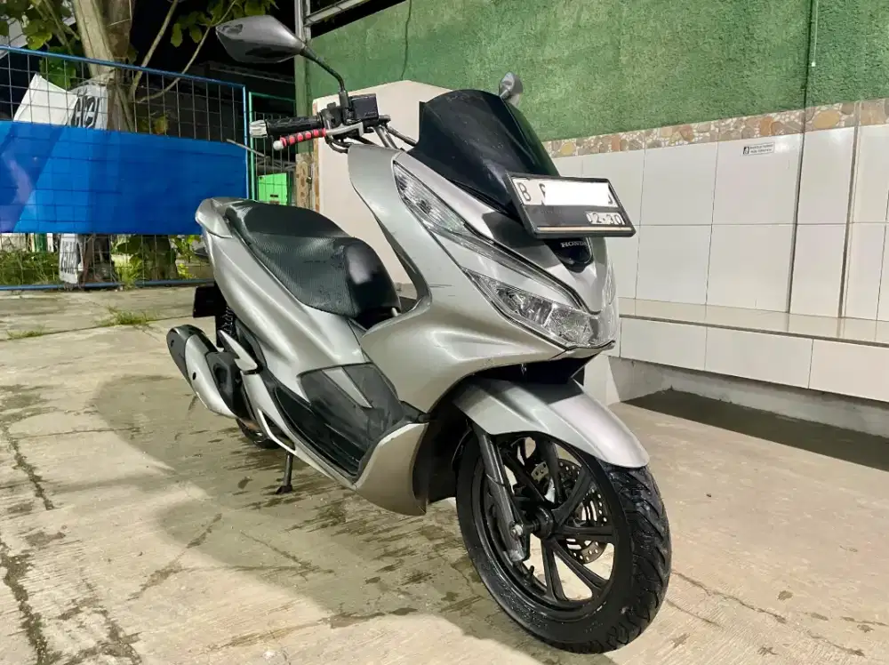 HONDA PCX CBS 2019 GOOD CONDITION