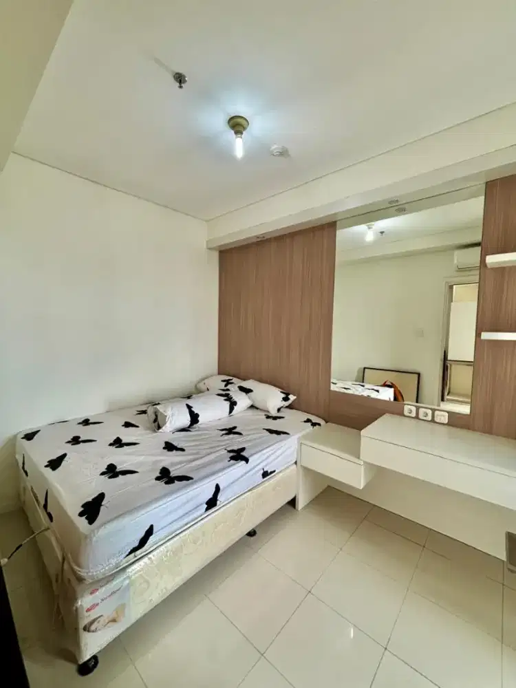 jual cepat termurah apartemen parahyangan residence pares 2 BR furnish