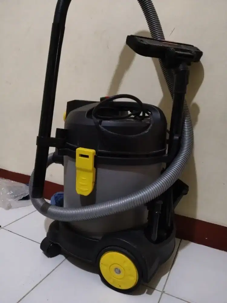 Vacum cleaner 20l