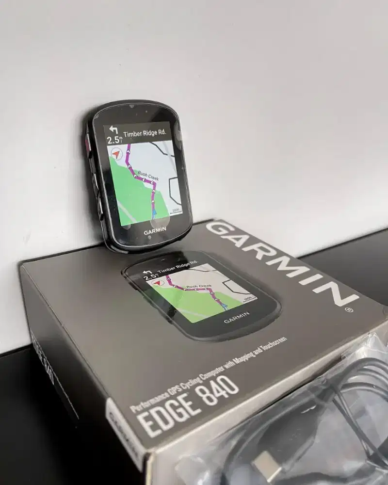 garmin edge 840 like new