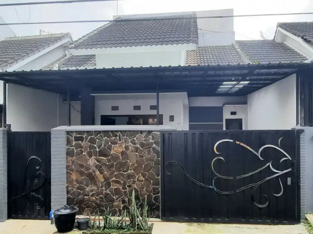 Dijual Rumah Minimalis Terawat Ada Laundry Area Carport Sudah Berkanopi Siap Huni Dekat Pusat Bisnis dan Unmer di Perum Alam Dieng Residence Sukun