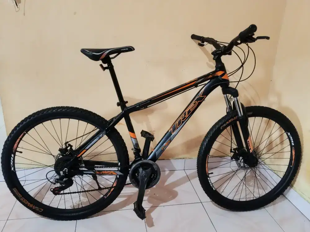 Sepeda gunung trek ukuran 27,5 aluminium