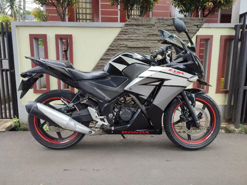 CBR K45 TAHUN 2015 TOP GANTENG