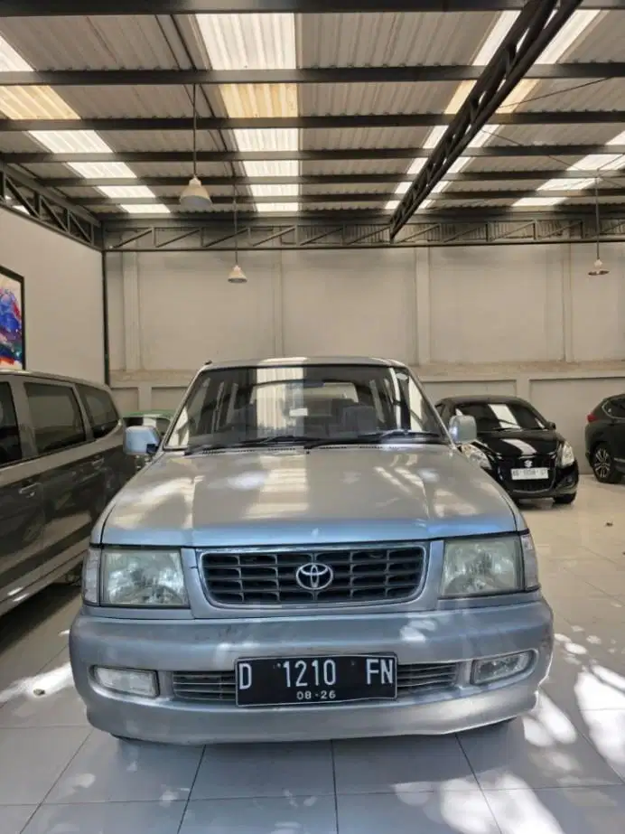 Toyota Kijang 1.8 LGX Grand Long KF 83 2011 Silver ASTINA No Solar