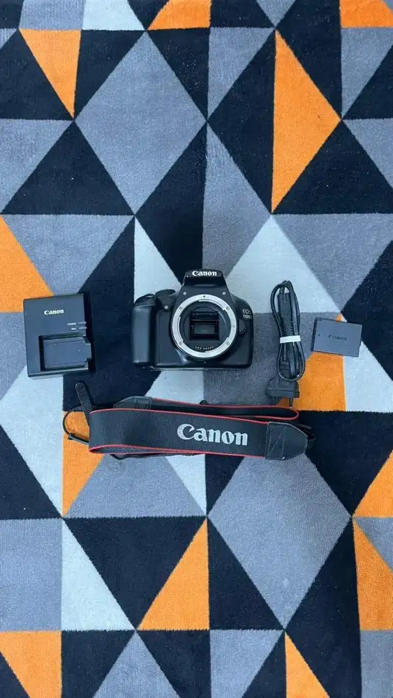 Kamera DSLR Canon Eos 1100D Body Only