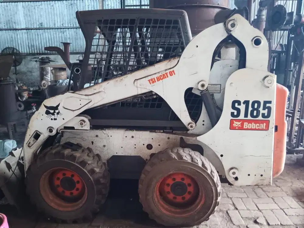 DIJUAL CEPAT!!! Bobcat S185 K-Series-SKID-Steer