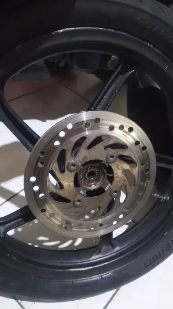 Jual velk Vario KZR+ ban