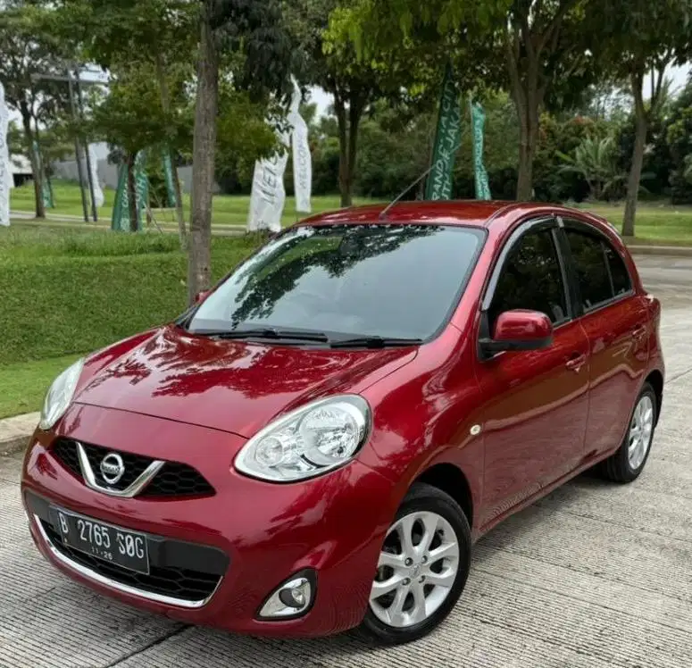 Nissan March XS 1.2  AT 2016