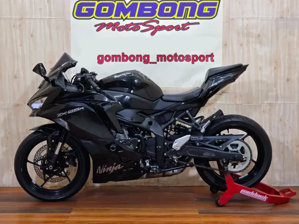 ZX25R 2024 . ZX 25 R . ZX 25R . ZX25 R