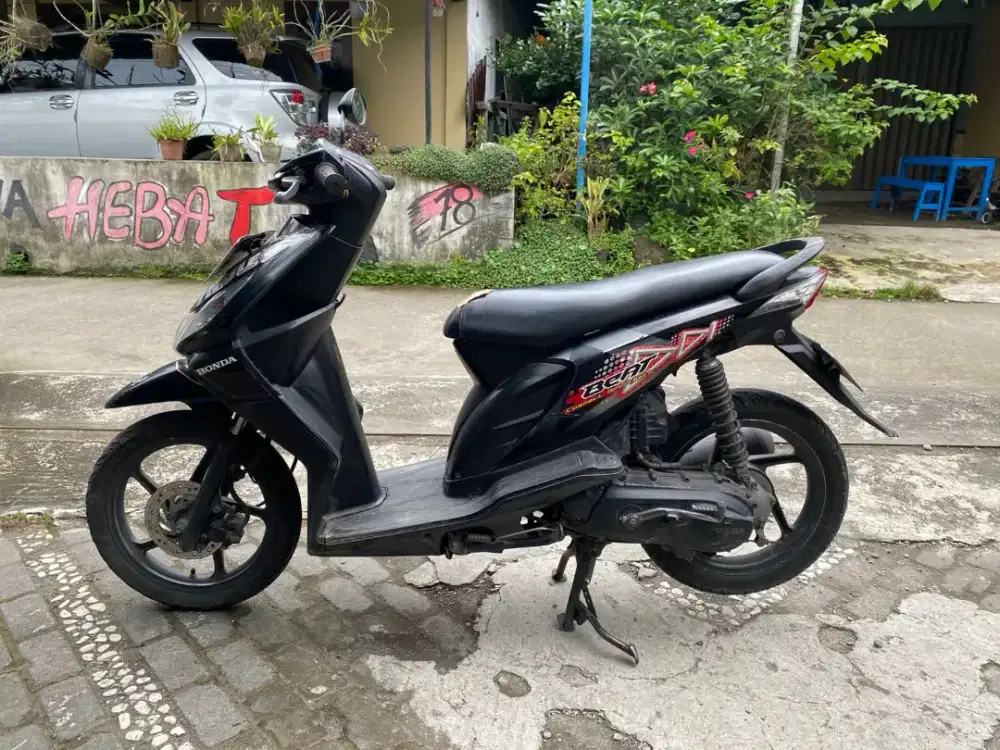 Honda beat THN 2012 plat AB Bantul