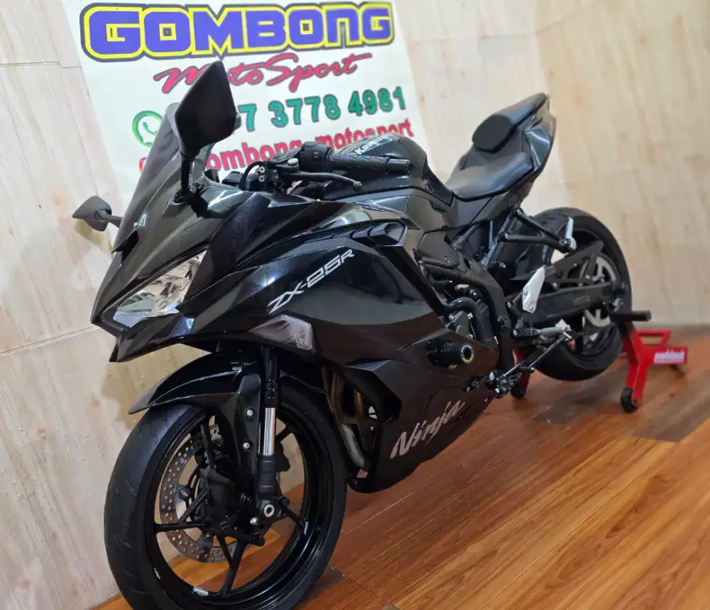 ZX25R 2024 . ZX 25 R . ZX 25R . ZX25 R