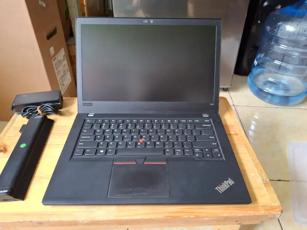 Lenovo ThinkPad T480 Core i5 Gen8 Rusak/No Display Untuk PARTS