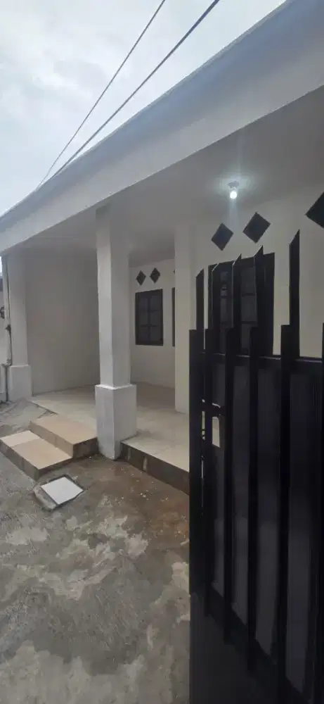 Dikontrakan tahunan rumah