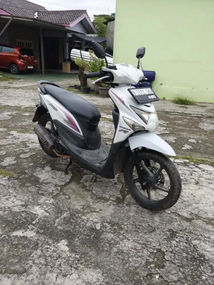 Honda beat pop 2015