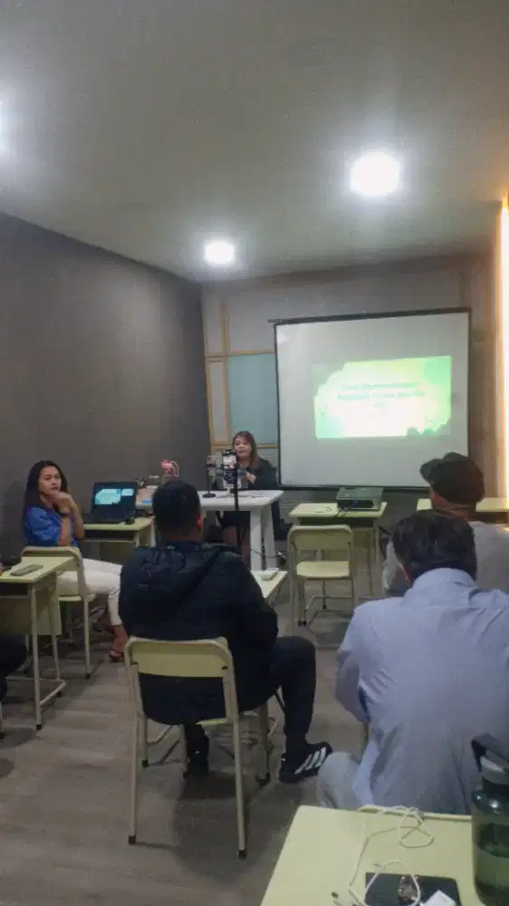 Dibutuhkan staff kantor