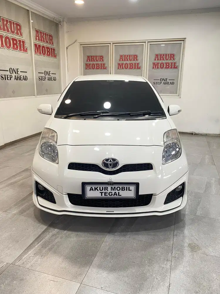 DP 25JT ! YARIS 1.5 S TRD SPORTIVO MANUAL 2012 PUTIH SIAP PAKAI