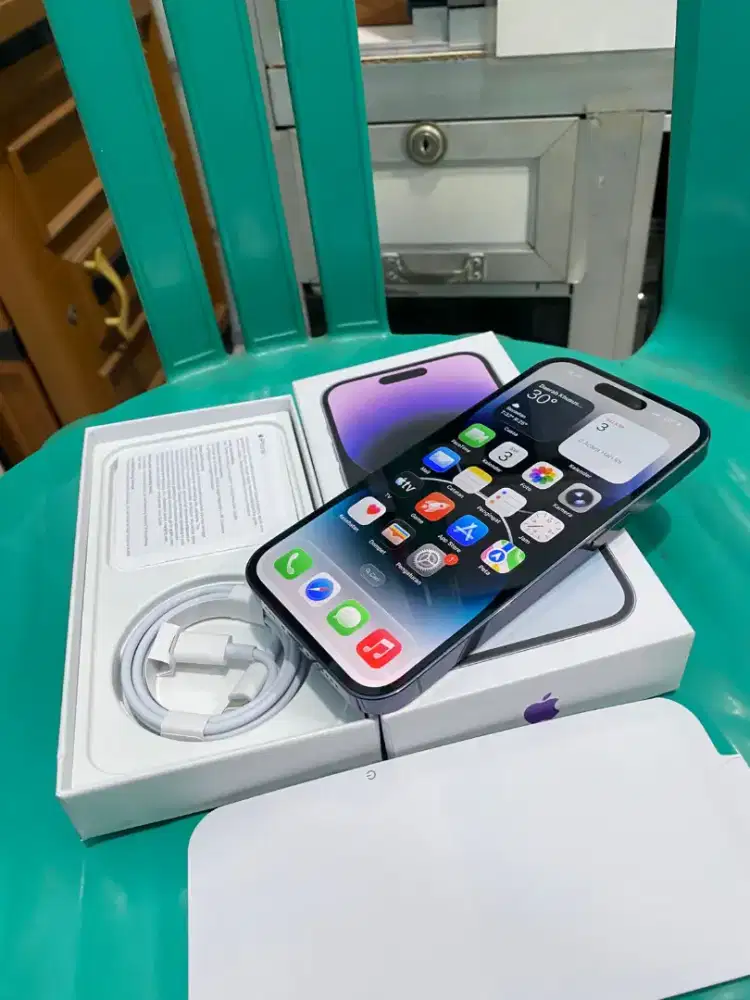 iPhone 14 pro 128 like new