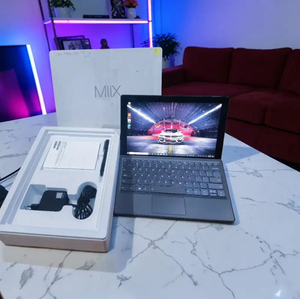 Laptop Slim Lenovo Miix 520 Core i5-8250 RAM 8Gb/Ssd 256Gb Lengkap BOX