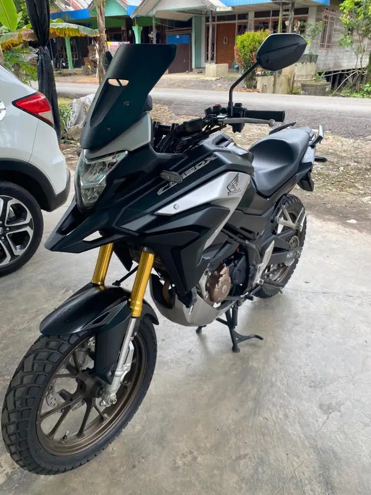 Di jual honda cb150x thun 2024 pemakaian