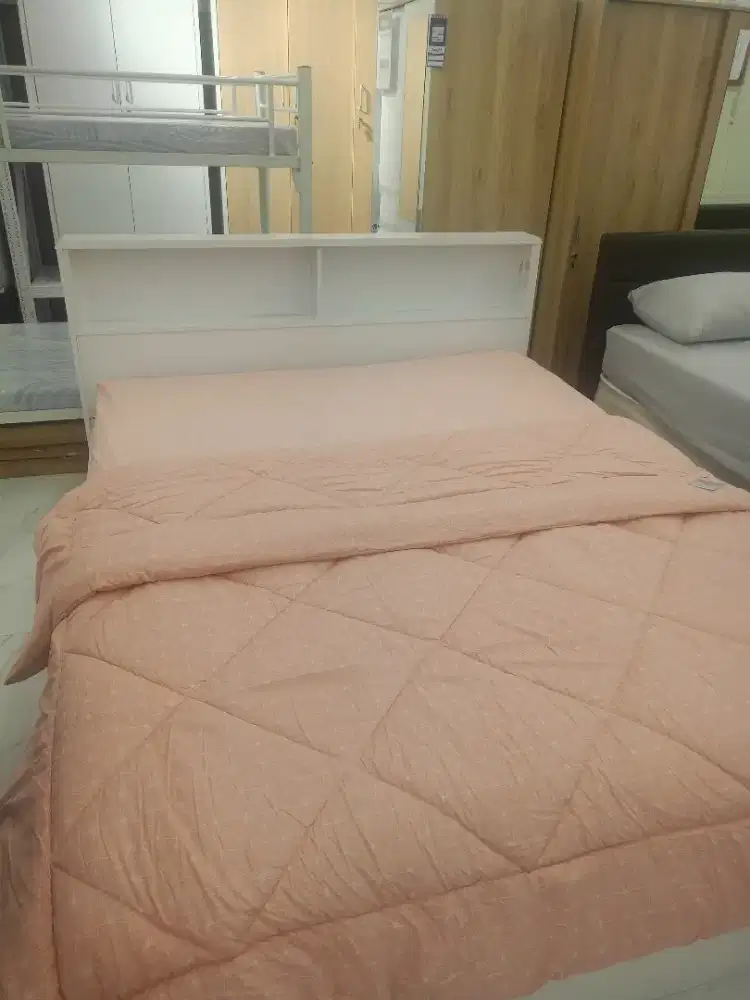 Dipan Bed White Oak 16x200cm(U/3)