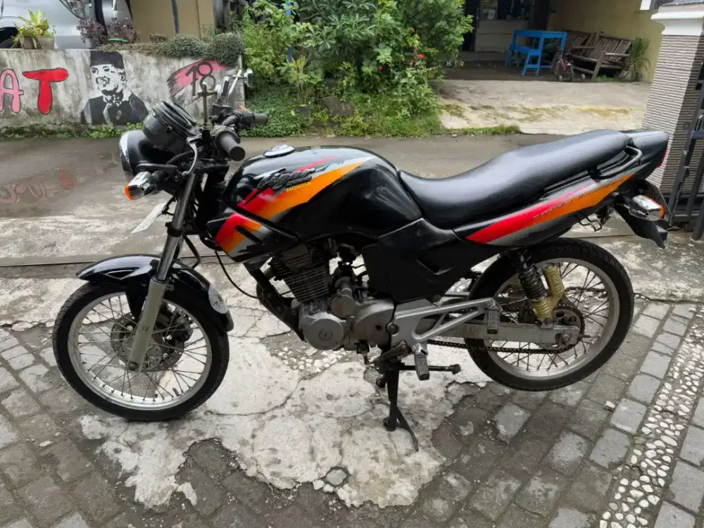 Honda Tiger THN 2000 plat AB Bantul
