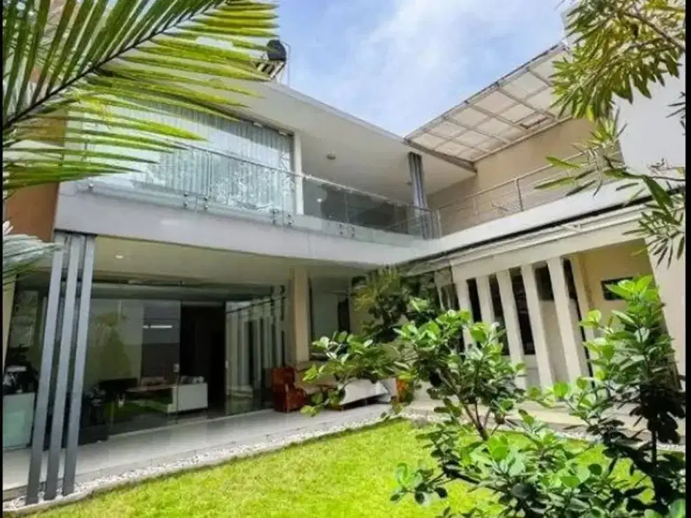 RUMAH MEWAH CLUSTER EKSLUSIF LINGKUNGAN ASRI NYAMAN DI TAMAN KOPO INDAH 3 TKI3 BANDUNG