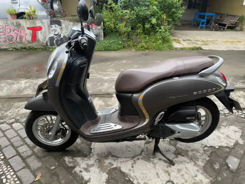 Scoopy keyless THN 2021 plat AB Bantul