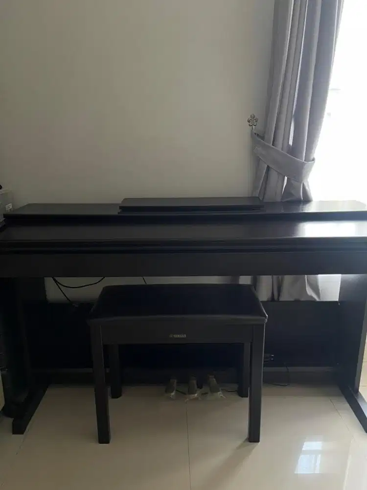 Yamaha Arius YDP-103