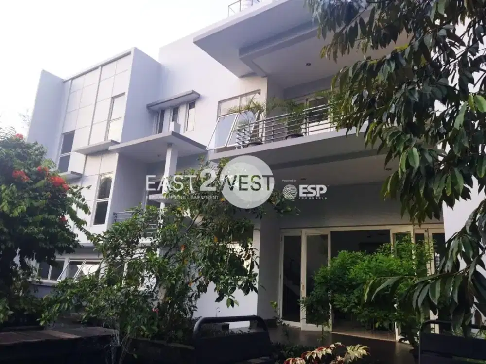 Rumah Telaga Golf BSD City Tangerang Selatan Lokasi Asri Nyaman Sangat Strategis