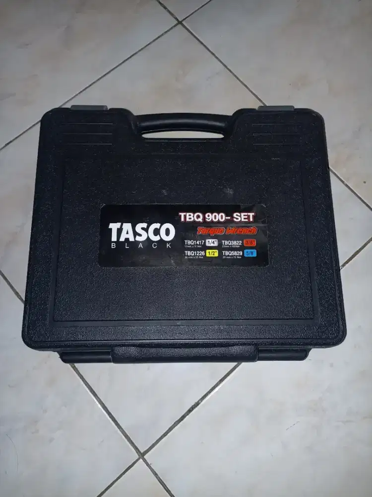 Vacuum Pump dan Kunci Torsi Tasco