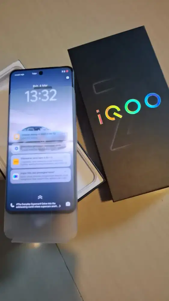 Jual hp iqoo z10R ram 8/256 5G