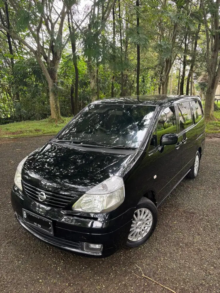 Nissan Serena 2011 Bensin