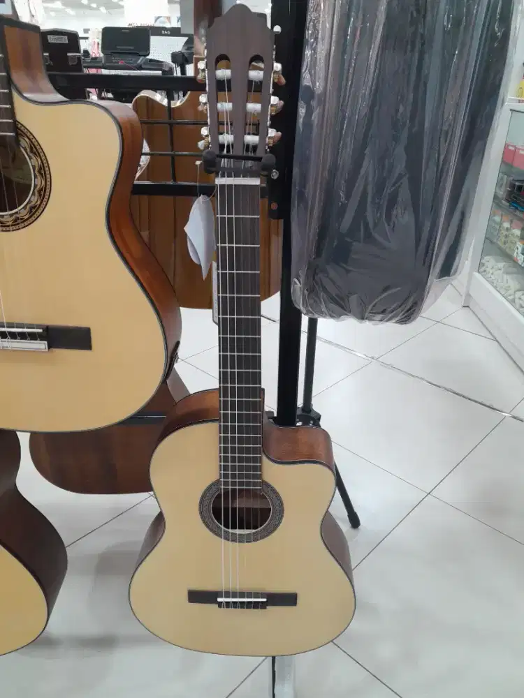 Promo cicilan CORT E/CLASSIC GTR-BAG AC 120CE OP