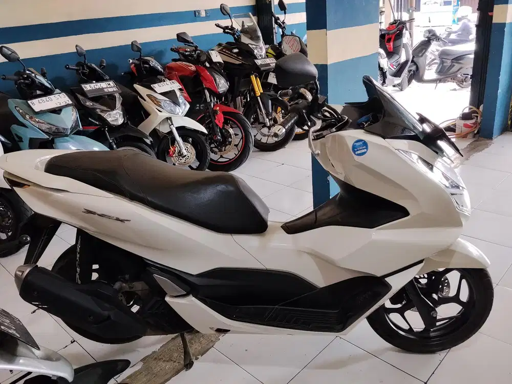 Jual Honda pcx 160cc 2022 mewah surat lengkap