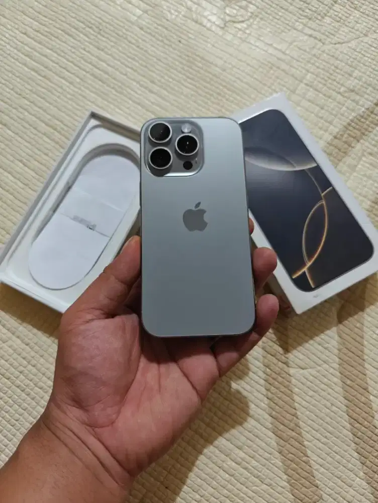 iPhone 16 pro 128 second