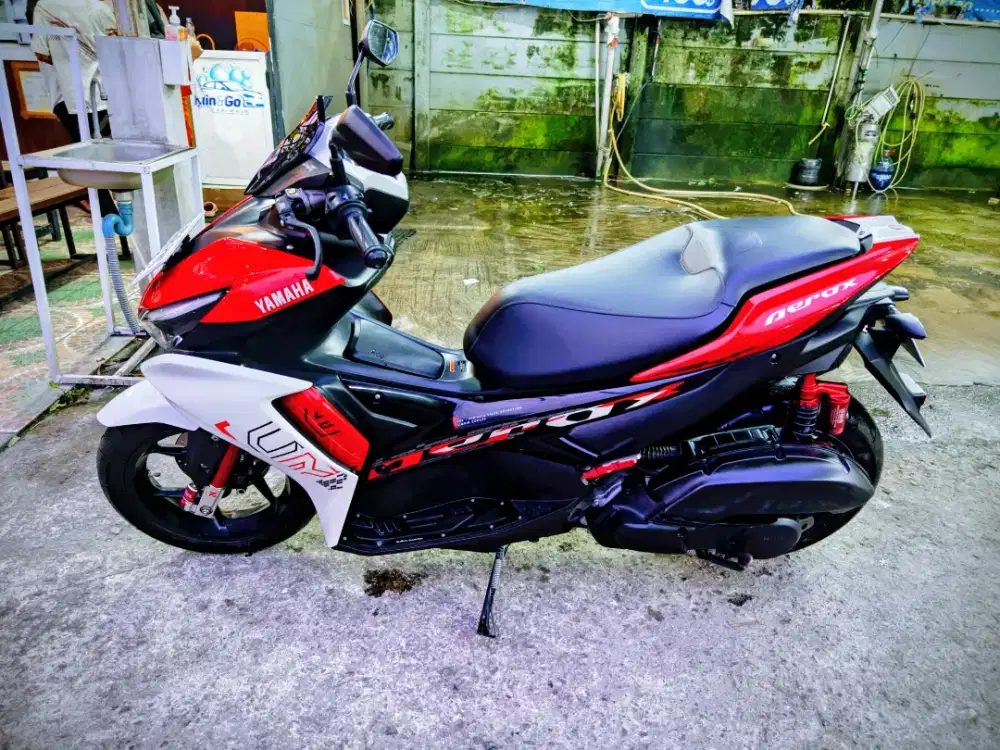 Yamaha aerox urban street style 2024