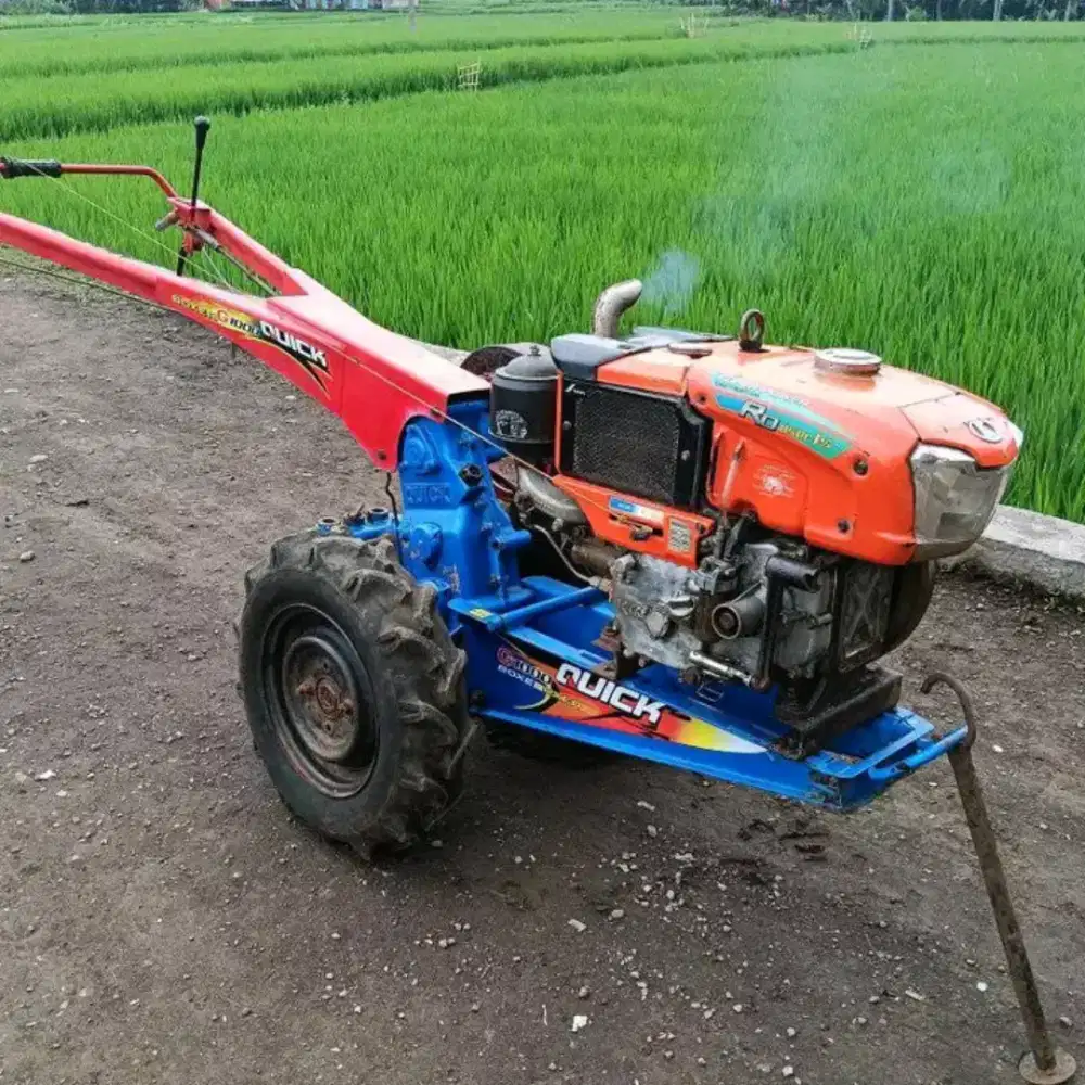 Traktor kubota G1000 BOXER