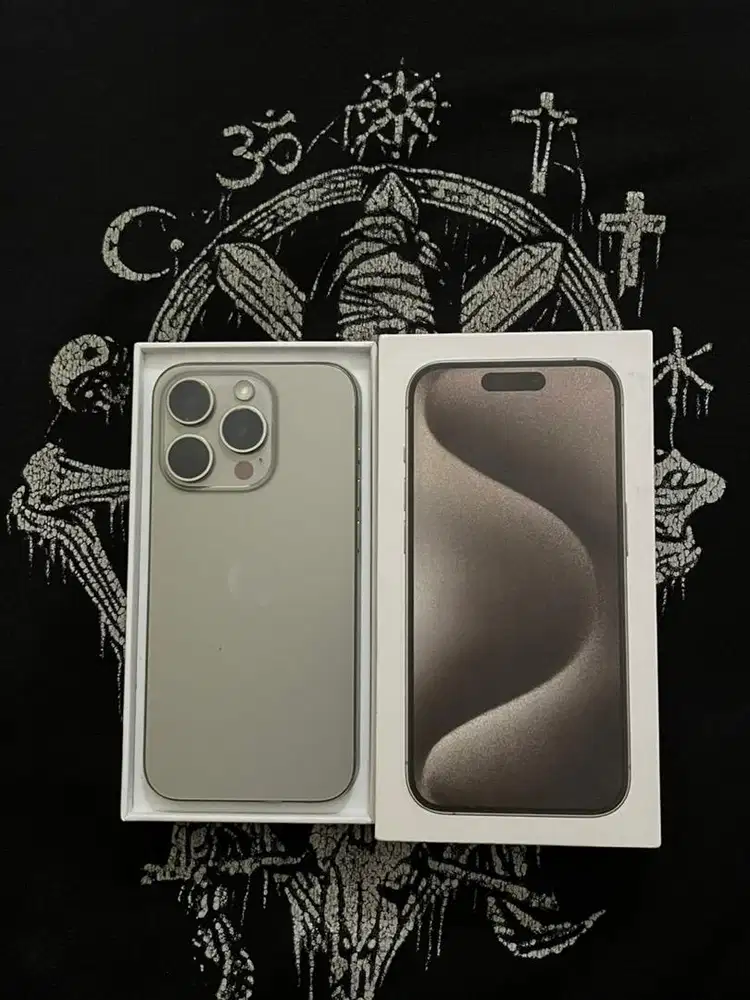 iphone 15 pro 128gb warna natural titanium