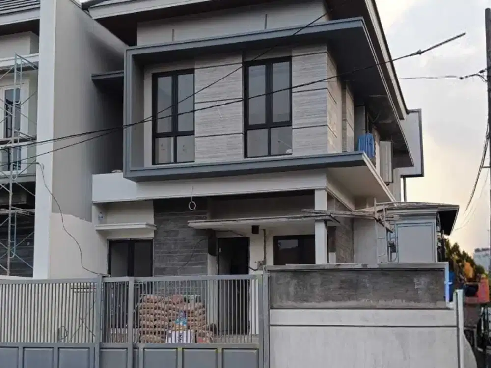 Rumah Baru Hook Di Perumahan Wisma Mukti Surabaya