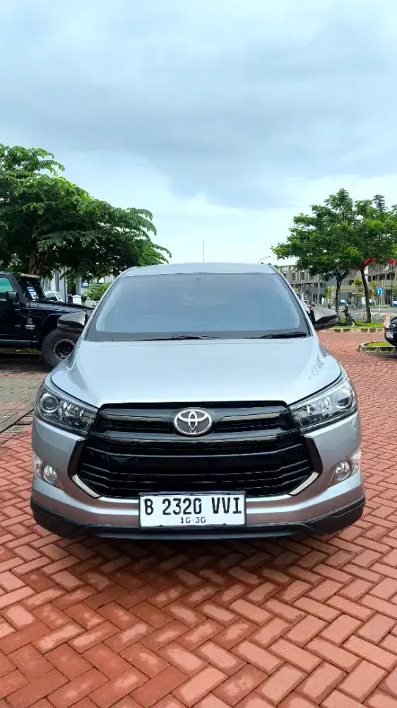 TOYOTA REBORN Q VENTURER 2.4AT DIESEL 2018 ANTIK