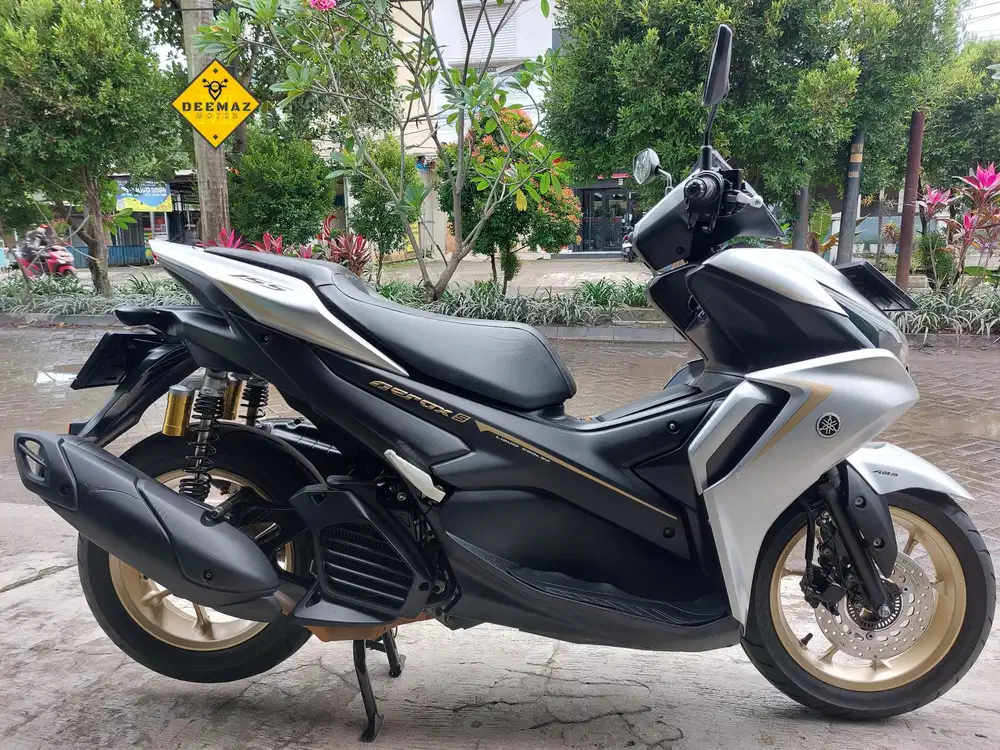 (DP 200 Rb)‼️ Plat B TangSel Aerox ABS Keyless Connected Silver 2021
