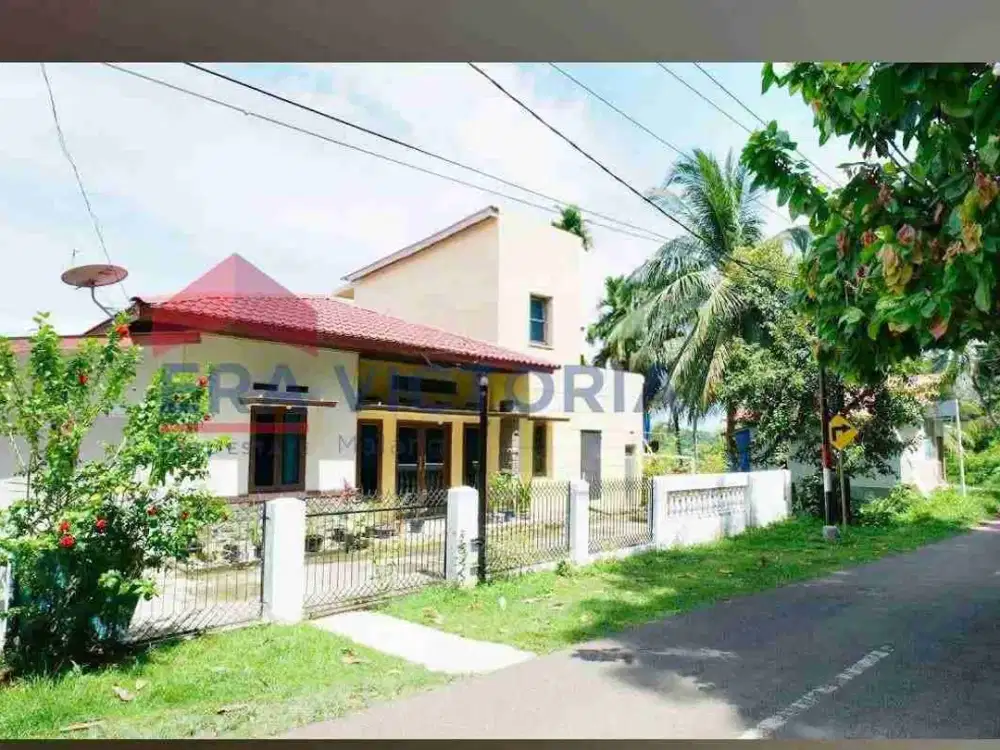 Rumah dengan Panorama Laut dan Perbukitan, Cocok untuk Homestay dekat Batu Malin Kundang Padang