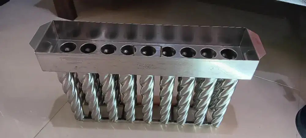 Cetakan Es Loli  model twister