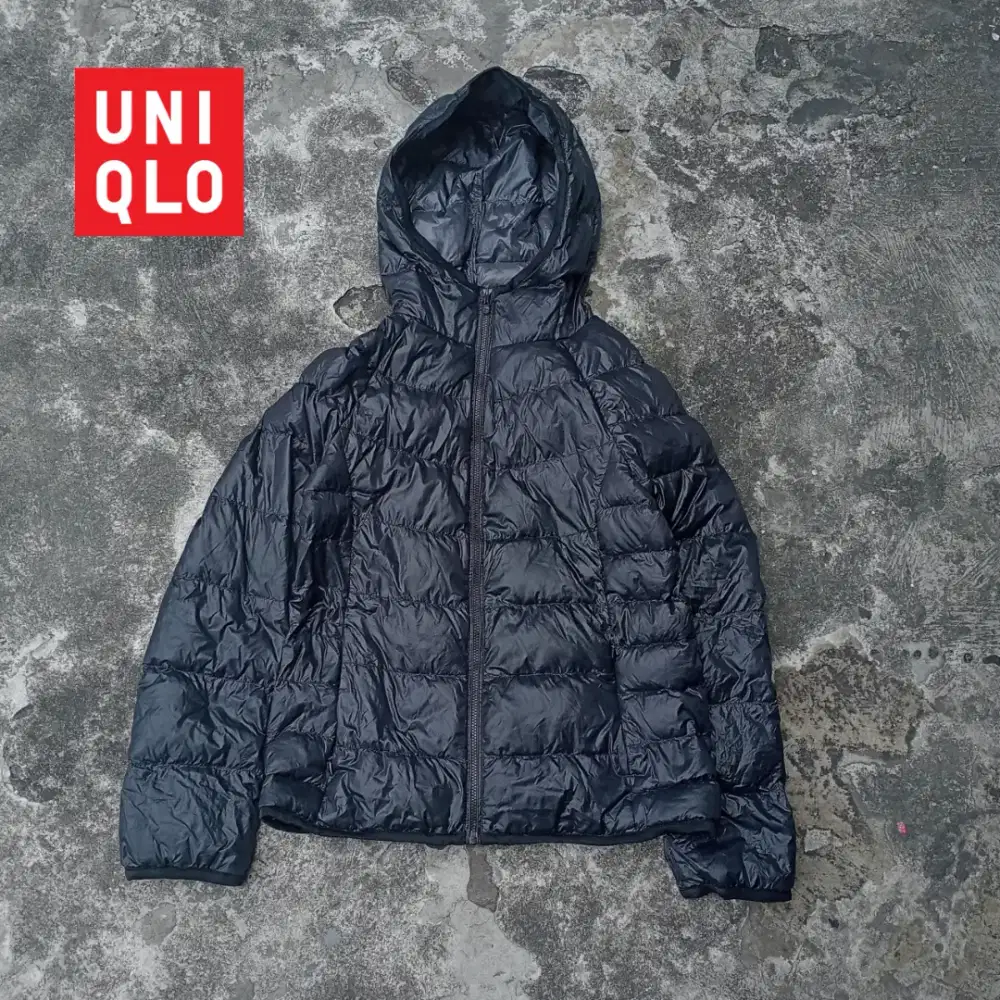 JAKET UNIQLO BULU ANGSA ULTRALIGHT DOWN SIZE S
