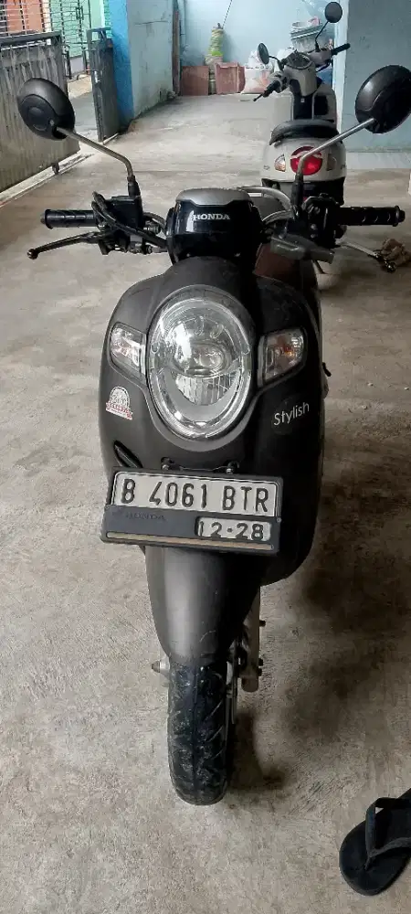 Jual motor Honda Scoopy donat