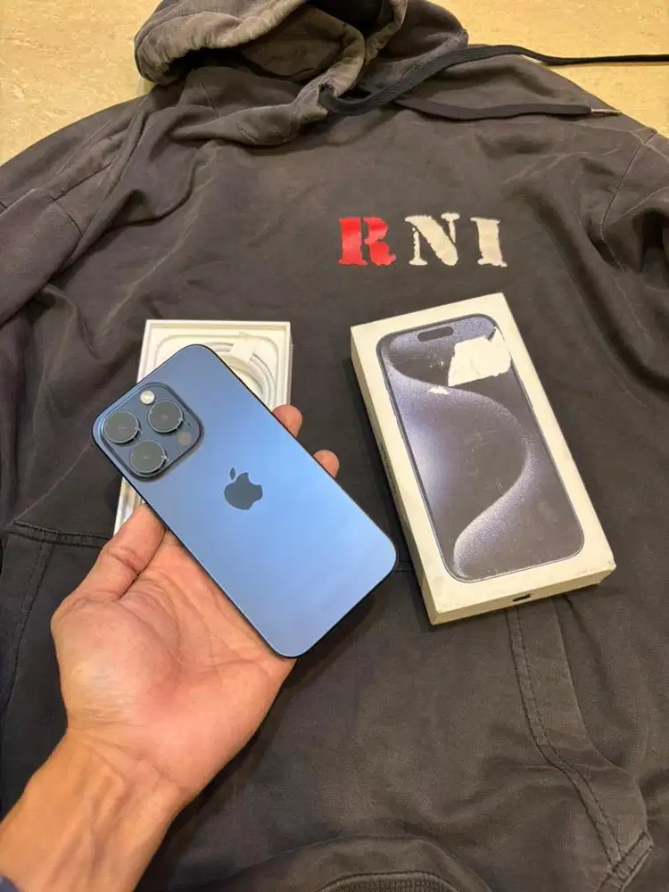 Iphone 15pro 128 garansi resmi ibox