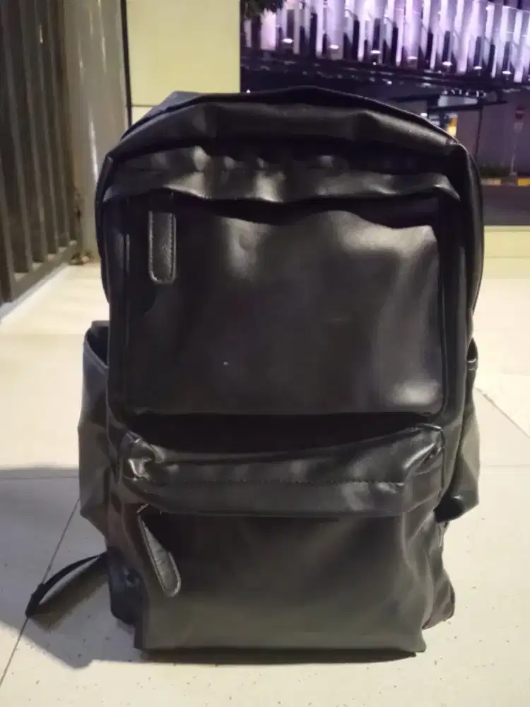 Tas punggung , Bahan tebal waterproof