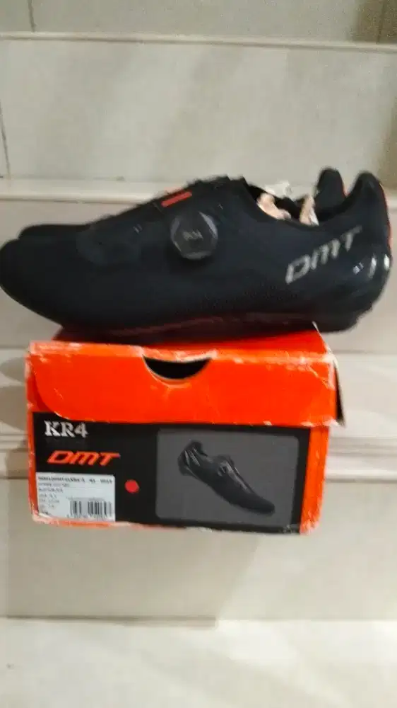 Sepatu DMT4 Roadbike