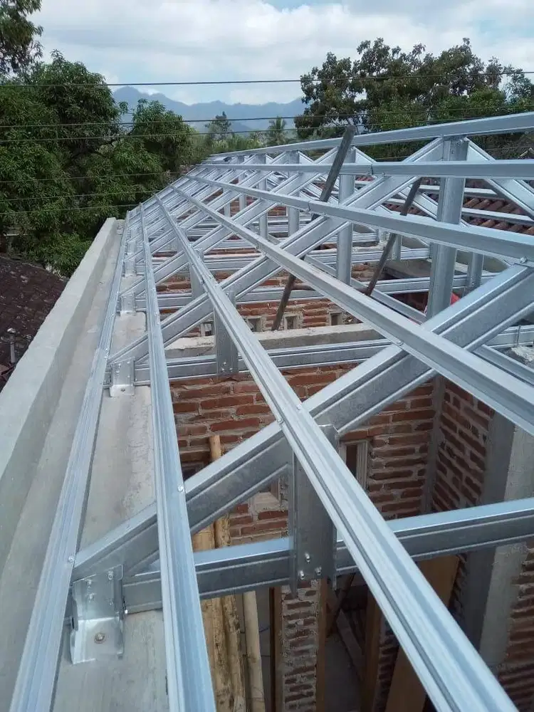 Jasa perbaikan atap rumah